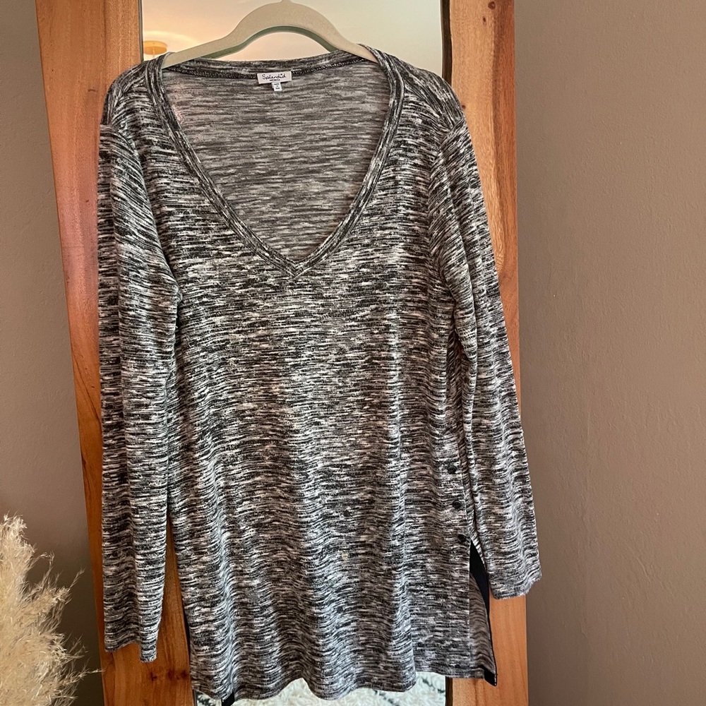 Splendid Spacedye V Neck top